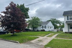 Pre-foreclosure in  BELLEVUE RD Toledo, OH 43613