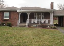 Pre-foreclosure Listing in SANDERSON AVE CAMPBELL, OH 44405