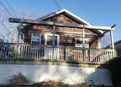 Pre-foreclosure in  KIRBY LN Ronkonkoma, NY 11779