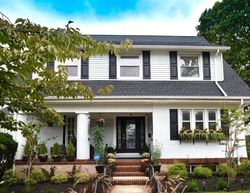 Pre-foreclosure in  PARK AVE Elizabeth, NJ 07208