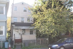 Pre-foreclosure in  BOND ST Elizabeth, NJ 07201