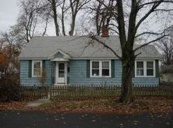 Pre-foreclosure in  KING ST Nashua, NH 03060