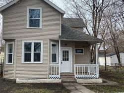 Pre-foreclosure in  5TH AVE S Minneapolis, MN 55408
