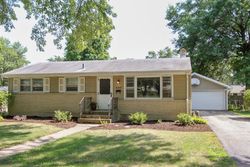 Pre-foreclosure Listing in LLOYD ST CARY, IL 60013
