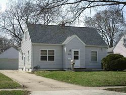 Pre-foreclosure in  W 6TH ST Waterloo, IA 50702