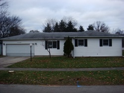 Pre-foreclosure in  MARKLE AVE Elkhart, IN 46517