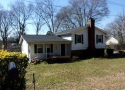 Pre-foreclosure in  LONGVIEW DR Gainesville, GA 30501