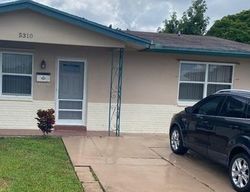 Pre-foreclosure in  NW 49TH TER Fort Lauderdale, FL 33319