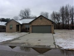 Pre-foreclosure in  WILLIAM HALL DR Paragould, AR 72450