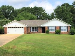 Pre-foreclosure in  ACTON DR Florence, AL 35634
