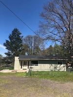 Pre-foreclosure in  AYRES RD Eagle Point, OR 97524