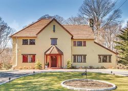 Pre-foreclosure in  BEECHMONT DR New Rochelle, NY 10804