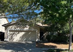 Pre-foreclosure in  SUMMERSET DR Fairfield, CA 94534