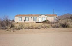 Pre-foreclosure in  W CHINO DR Golden Valley, AZ 86413