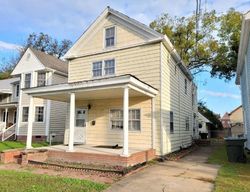 Pre-foreclosure in  NEWPORT NEWS AVE Hampton, VA 23669