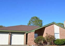 Pre-foreclosure Listing in GLENVIEW LN ANGLETON, TX 77515