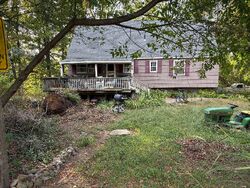 Pre-foreclosure Listing in FAIRFIELD DR SOUTHBURY, CT 06488