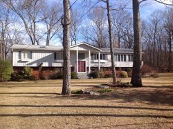 Pre-foreclosure in  CLOVE BROOK DR Cold Spring, NY 10516