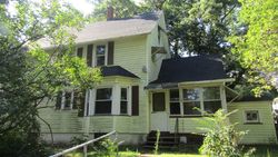 Pre-foreclosure in  PLEASANT AVE Rochester, NY 14622