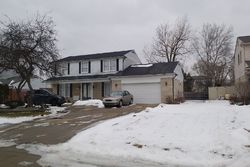 Pre-foreclosure in  KENWYCK DR Southfield, MI 48034