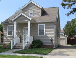 Pre-foreclosure in  ARROWHEAD AVE Cleveland, OH 44119