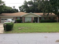 Pre-foreclosure in  MCEWEN DR Niceville, FL 32578