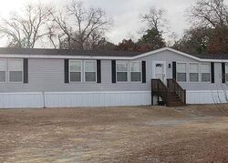 Pre-foreclosure in  HOFFMAN RD Hartsville, SC 29550