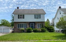 Pre-foreclosure in  23RD ST Cuyahoga Falls, OH 44223