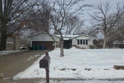 Pre-foreclosure in  WEAVER LAKE DR Osseo, MN 55311