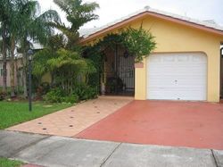  Sw 24th St, Miami FL