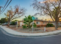 Pre-foreclosure in  LIME AVE Los Banos, CA 93635