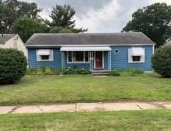 Pre-foreclosure in  GAY ST Toledo, OH 43613