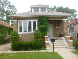 Pre-foreclosure in  S 9TH AVE Maywood, IL 60153