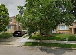 Pre-foreclosure in  W MARQUETTE RD Chicago, IL 60629