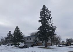 Pre-foreclosure in  PINE CT Hazel Crest, IL 60429