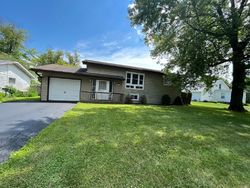 Pre-foreclosure in  S 4TH ST Malta, IL 60150