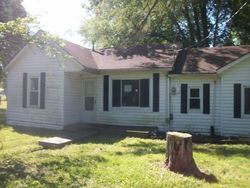 Pre-foreclosure Listing in LEITCHFIELD RD CECILIA, KY 42724