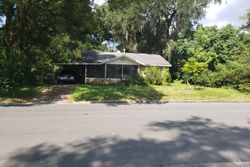 Pre-foreclosure Listing in NW 10TH ST GAINESVILLE, FL 32609