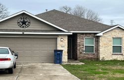 Pre-foreclosure Listing in STONEY BROOK DR ANGLETON, TX 77515