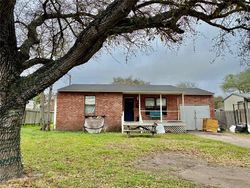 Pre-foreclosure in  MIAMI DR Corpus Christi, TX 78415