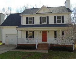 Pre-foreclosure in  GINGER LN Taylors, SC 29687