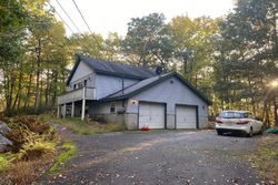 Pre-foreclosure in  FLATBROOK WAY Milford, PA 18337