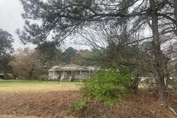Pre-foreclosure in  DUNNS MOUNTAIN RD Salisbury, NC 28146