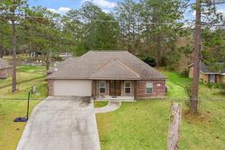 Pre-foreclosure in  SEMINOLE DR Lake Charles, LA 70611