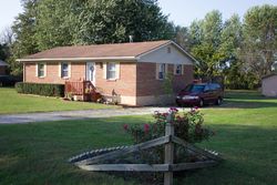 Pre-foreclosure Listing in SILVER DR SONORA, KY 42776