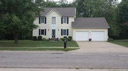 Pre-foreclosure in  COLLEGE VIEW DR Elizabethtown, KY 42701