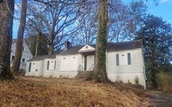 Pre-foreclosure in  HIGHVIEW RD SW Atlanta, GA 30311