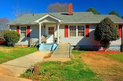 Pre-foreclosure in  LAKEVIEW DR Canton, GA 30114