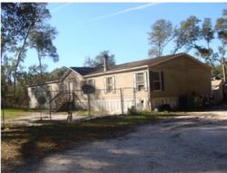 Pre-foreclosure in  NE 473RD ST Old Town, FL 32680