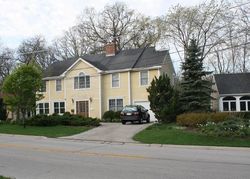 Pre-foreclosure in  SAINT JOHNS AVE Highland Park, IL 60035